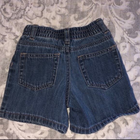 Crazy 8 Toddler Boy Dark Wash Denim Jean Shorts - Picture 2 of 2